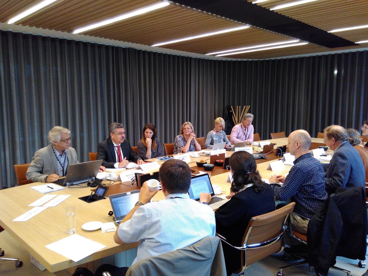 WeMakeTheShift's tweet photo. Start of the #CRBP workshop @Telenet with member companies sharing actions and ambitions on children's rights https://t.co/i2oDCpOzgV https://t.co/yontXMg0tU
