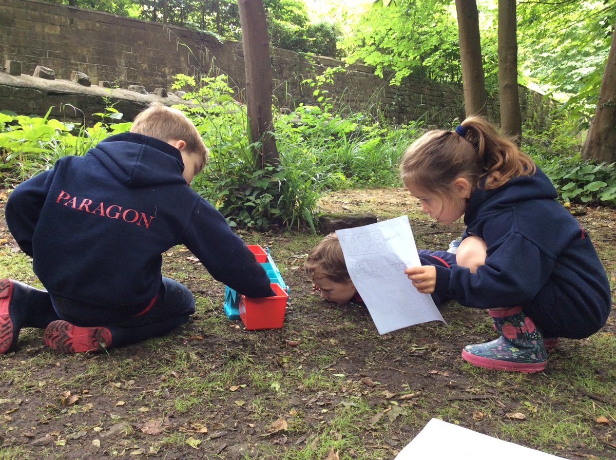 ParagonBath's tweet photo. Reception have had a busy morning measuring ingredients for their potions out in our woods. What an adventure! #TPoutdoorlearning https://t.co/FlTEJ2mqsB