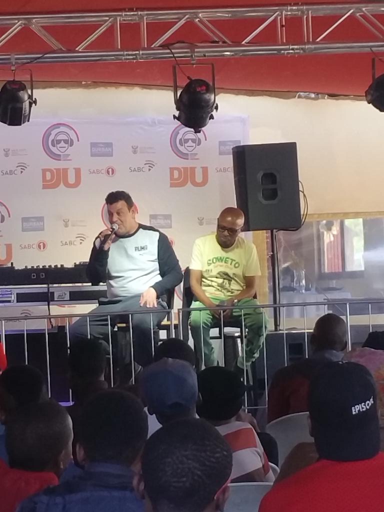 SpeechUmlangeni's tweet photo. ☼,,, #LectureTime #DJUSAMC #DJU https://t.co/oEjRhwgtKV