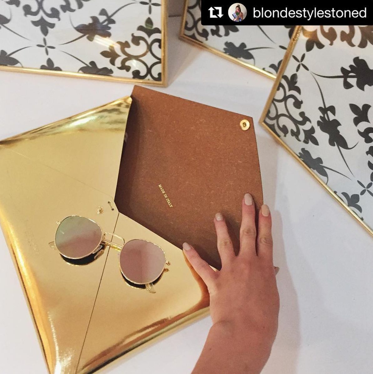 warloomilano's tweet photo. The colour of the year? Definitely gold 😜😍
#warloom #warloomilano https://t.co/JPwPA4G13E
