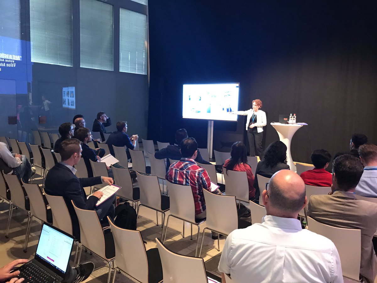 ThisIsPriceCon's tweet photo. Britta Muzyk - founder and MD from @Capscovil giving a workshop on the best practices in value added #pricing. #PriceCon #workshop https://t.co/3xmvQVr5WR