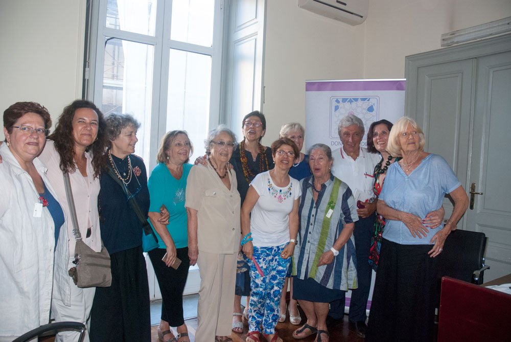 donnemeridiane's tweet photo. La forza della #CartadelleDonne stava nelle donne capaci di riconoscere e sostenere le altre #argiaalbanese  @FondazioneSudd #donnemeridiane https://t.co/yK7NdJdCm5