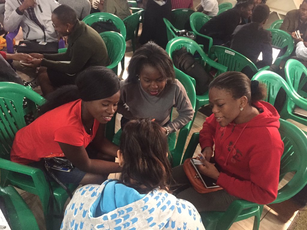 mHubMW's tweet image. Group work #HardwareProgramming #NEFScienceWeek