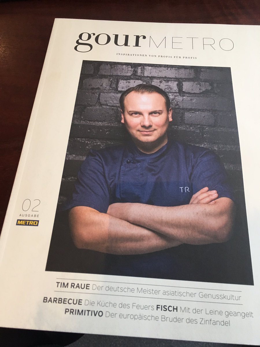 METRO_Politics's tweet photo. Die neue #gourMETRO von @METRO_CC_DE ist da! Im Heft: Geschichten zu #TimRaue & #BesteResteBox @zgfdt https://t.co/IcRRYtDKXv /sta https://t.co/kV5JCwpPYm