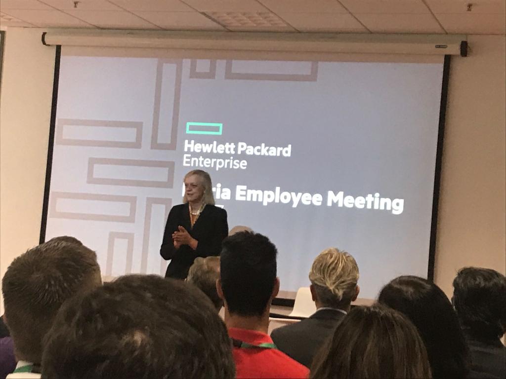 HPE_Espana's tweet photo. Visita especial hoy en nuestra oficina de Madrid. Encuentro de nuestra CEO, Meg Whitman, con los empleados. #WeAreHPE https://t.co/VsTu8boHdq