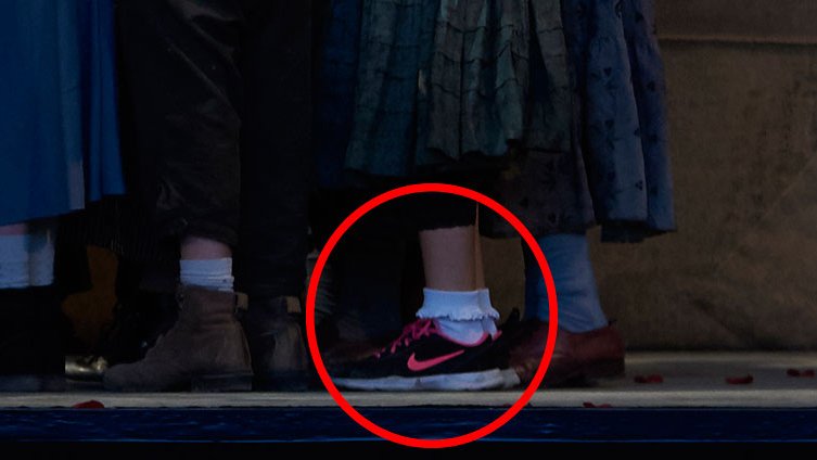 theaterkoblenz's tweet photo. Die Fotoauswahl für das Programmheft von „Carmen“ steht! NICHT. ;) Upsi. https://t.co/TXsD2tl7JU