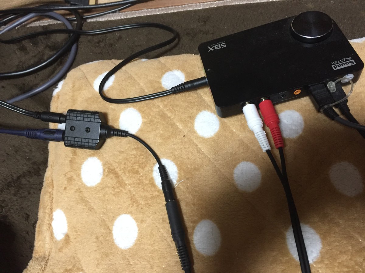 Yutsuru Chan アーキエイジb鯖 Twitterren Boseのアクティブスピーカーの調子が悪いから新しいの新調した結果 低音 Boseの勝利 中高音 Fostex Pm0 3の勝利 そこで モニター後ろにboseを配置 正面にpm0 3 同時に出力してみた 結果 Boseの低音のお陰でウーファー