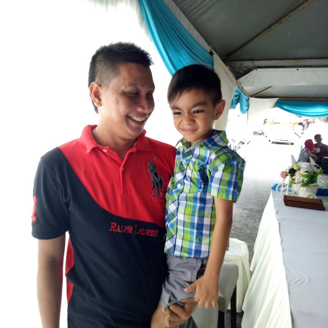 RuzwanMessi's tweet photo. Kenduri Di TDJ,Umh Pengantin Lelaki...
#SelamatPetanggg
#AdaNieDgnHemdsome
#JemaahTDJ https://t.co/z6tbmHjEbZ