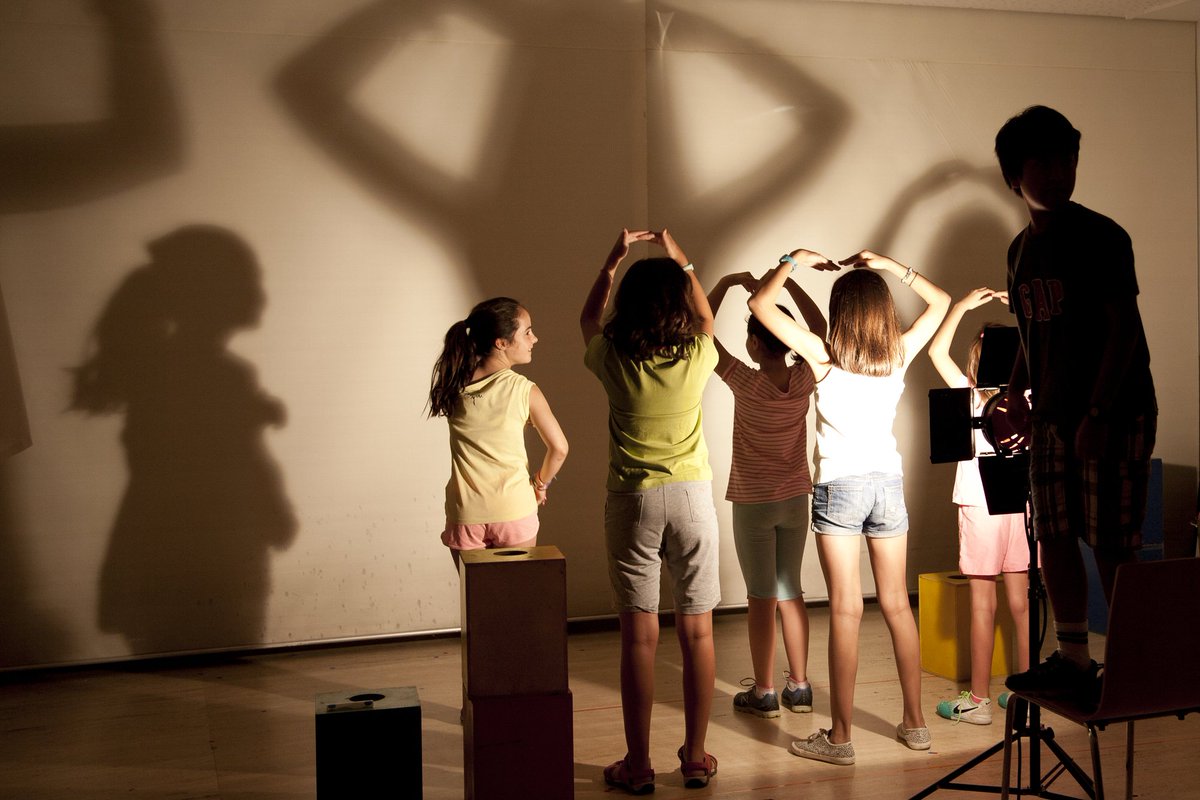 #Camaleones, los cuadros del <a href="/museothyssen/">Museo Thyssen</a> son vuestros conninos.madriddiferente.com/?p=8172