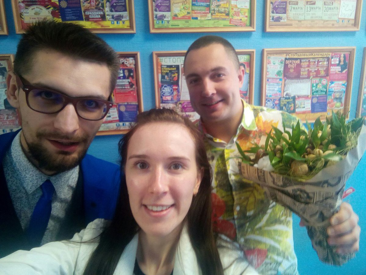 bkkirov's tweet photo. Коллектив журнала "Бизнес Класс" поздравил с Днем рождения @redisonich Илью Редькина, генерального директора ГК СПК-NEON. #бизнескласс https://t.co/vb59MVLsQA