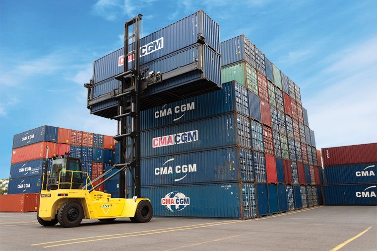 @HysterEurope introduces new 11 tonne #EmptyContainerHandler, providing double handling capabilities for any EC type bit.ly/2tnA3B2