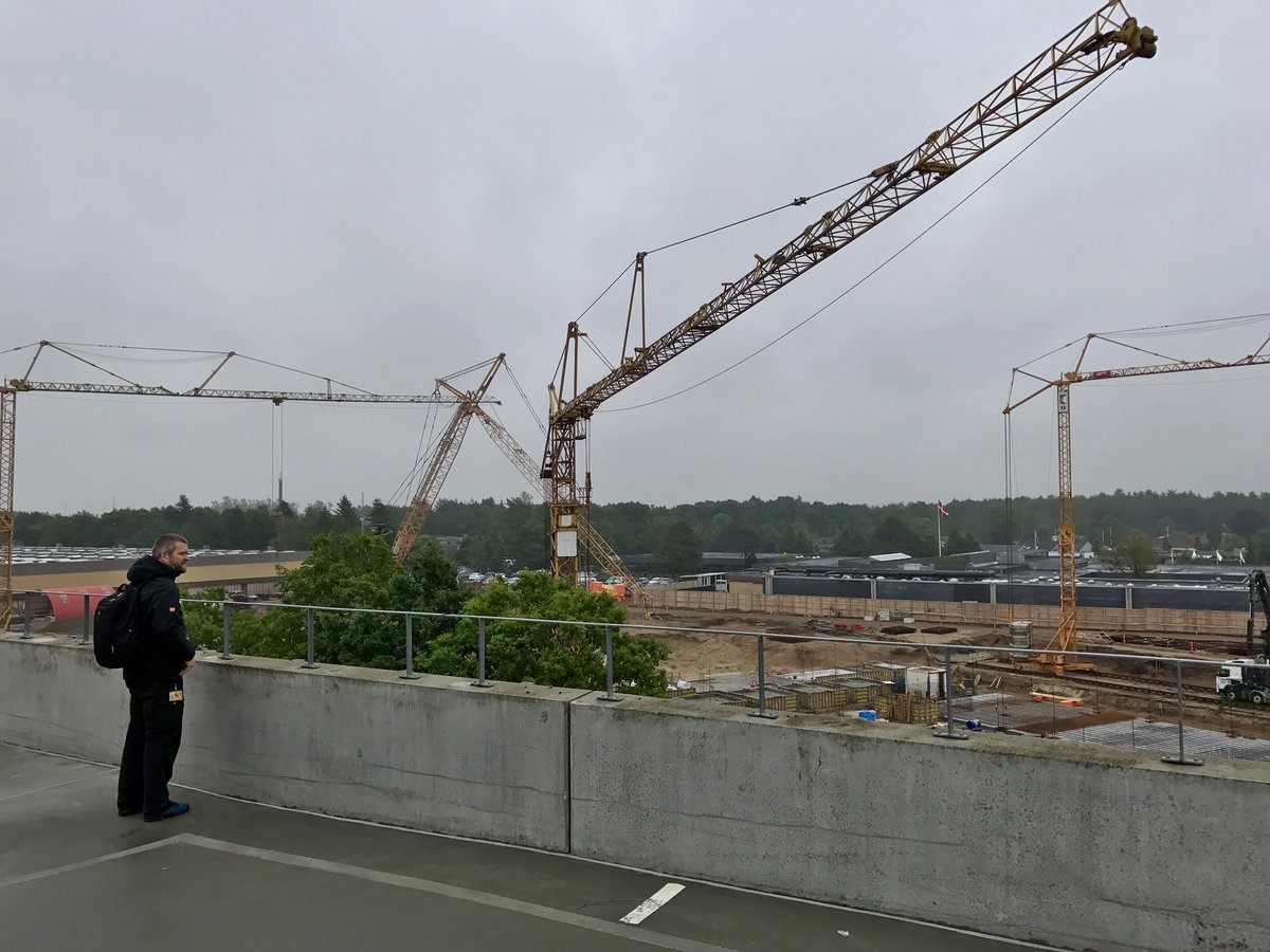 MrKevinHinkle's tweet photo. As soon as one construction site concludes... another begins. @LEGO_Group #TLG #LEGO #TheLEGOGroup #InsideLEGO #AFOL #Billund https://t.co/ubmejVngTK