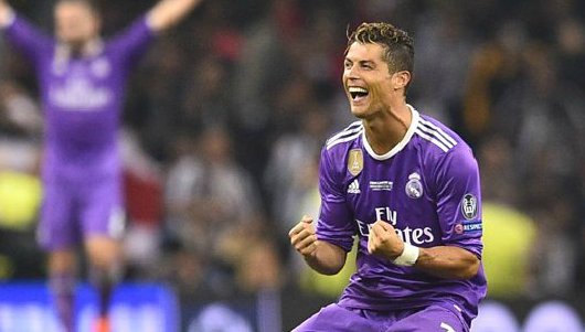 BBCSport's tweet photo. Cristiano Ronaldo has announced the birth of twins.

Full story: https://t.co/tR1TfqnJ7h https://t.co/wW4wqH9Suf