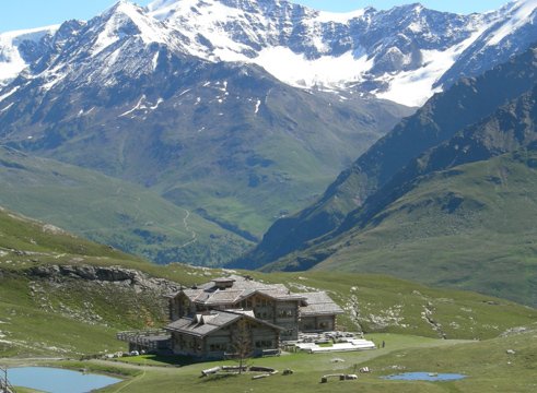 RainoldiVini's tweet photo. Progetto #AdottaUnVigneto anche con #SunnyValleyKeloResort! https://t.co/QvWK52vbiT
