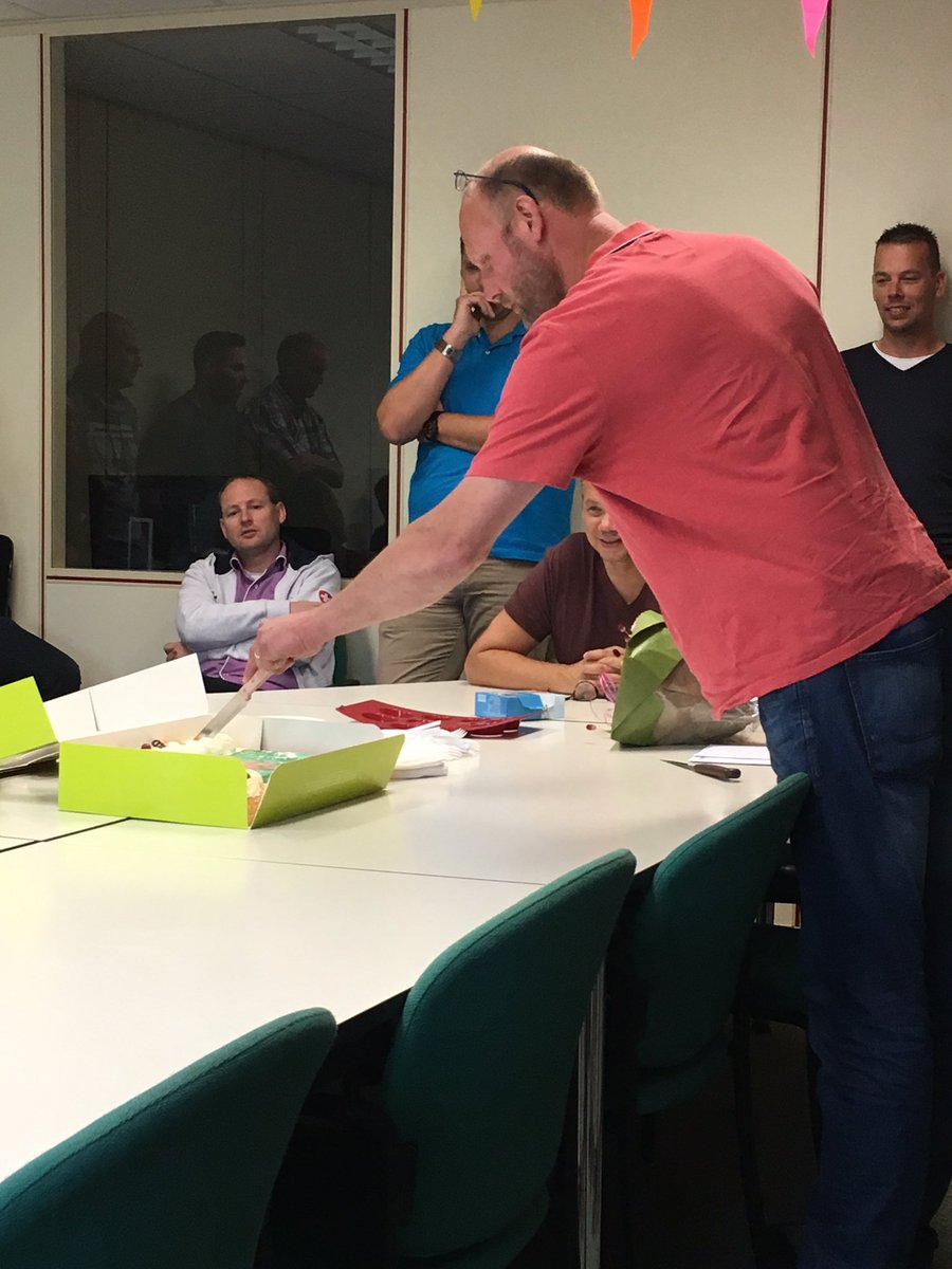 Het was gezellig. Jubileum collega 25 jaar werkzaam bij <a href="/Kropman_NL/">Kropman</a> <a href="/Kropman_Assen/">KropmanAssen</a> gefeliciteerd Erik!