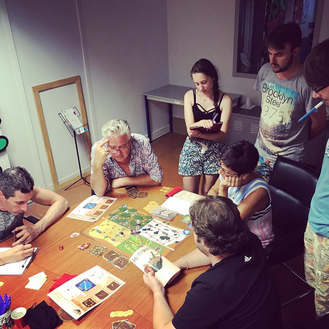 iefm3d's tweet photo. Playtest du projet de jeu de plateau "Ballad of the Bards". 🎻🎭🎲🎲#jeu #iefm3d #plategame #jeudesociete #gamedesign #comingsoon #students https://t.co/CLcG3Lxfiv