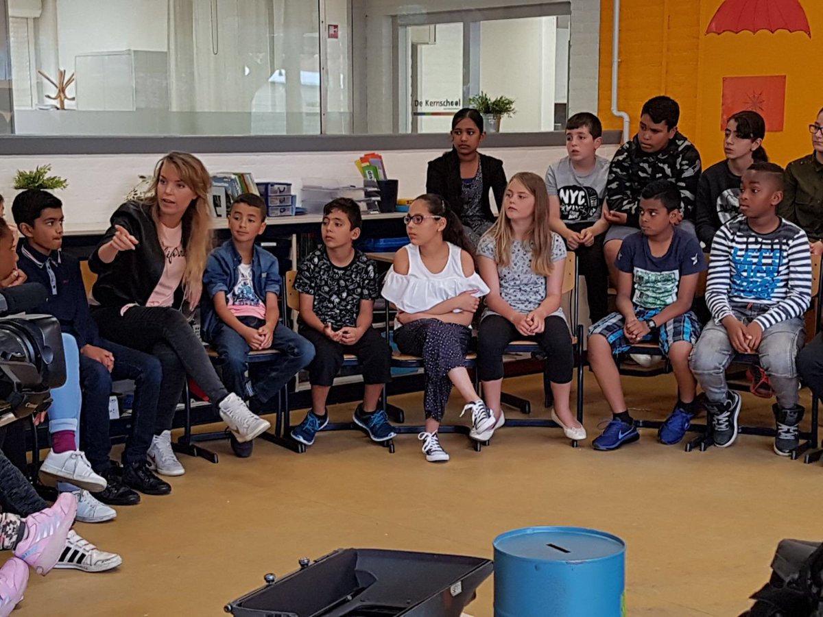 obsDeGouw's tweet image. Anti Pest Club van Zapp in groep 7. Belooft een mooie uitzending te worden. Meer foto's en info volgt nog...