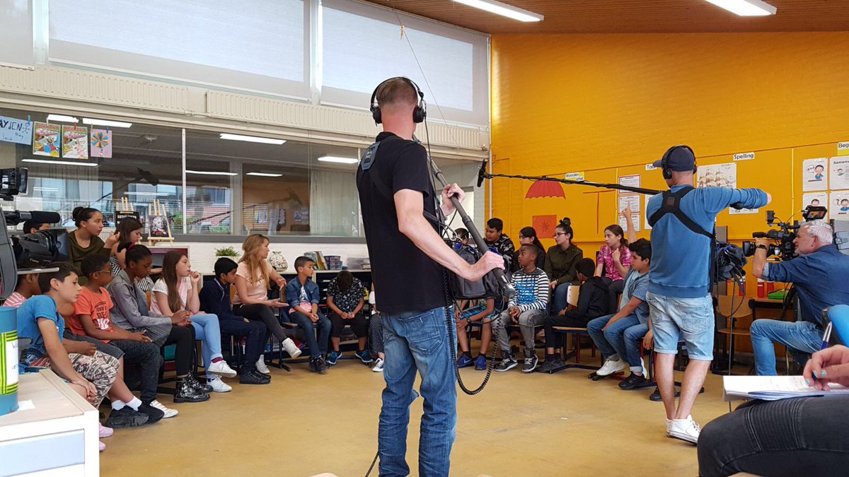 obsDeGouw's tweet image. Anti Pest Club van Zapp in groep 7. Belooft een mooie uitzending te worden. Meer foto's en info volgt nog...