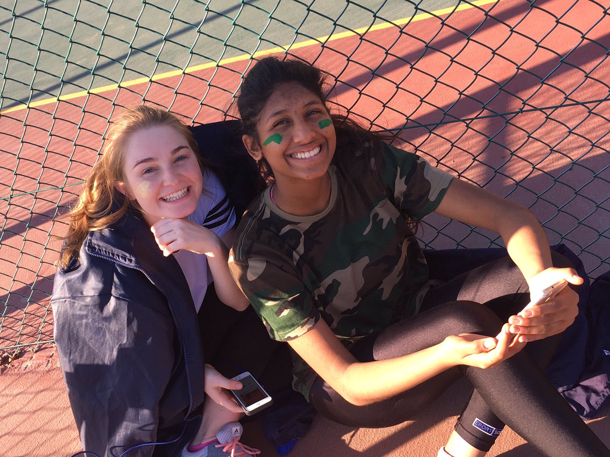 RGHSPE's tweet photo. Enjoying the Interhouse Netbal games after a successful exam time! #healthyteens #stressrelieve @RghsSport @RGHSTechtips @RustenburgGirls https://t.co/pUOwhykqfn