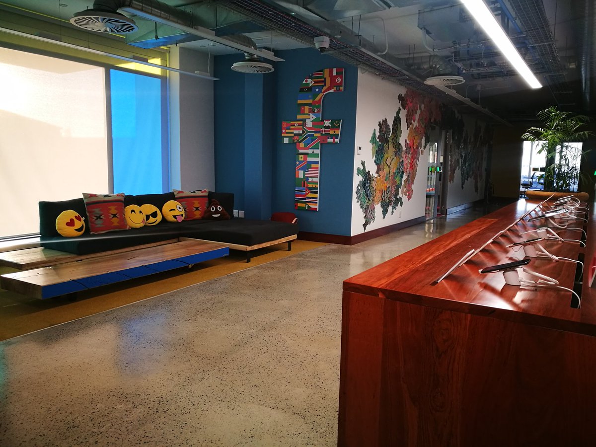 4otune's tweet photo. Went to check out @facebook Africa. Cool spot. Looking forward to doing cool stuff with them https://t.co/6Nh6XKm4LD