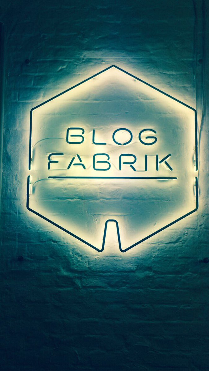 PMKBerlin's tweet photo. Der #pmk2017 ist in diesem Jahr auch on tour & gerade zu Gast bei der #blockfabrik, die mit neuen Arbeitsmodellen überzeugt. https://t.co/PElXESPg89