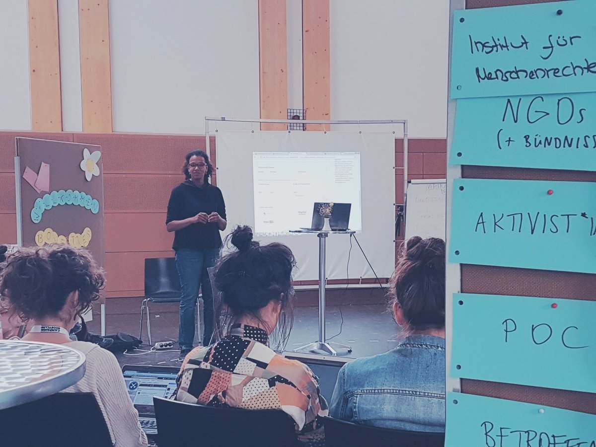 BootcampDE's tweet photo. #Funding macht Aktivist*innen glücklich! Workshop mit Marianne Pötter gibt Einblicke in Spenden-Aktionen. #cbd17 https://t.co/JVP3JSdBLb