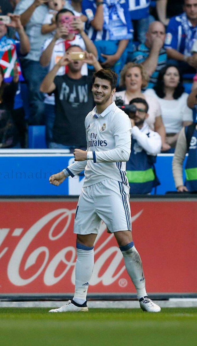 stydiaxrules's tweet image. Morata
-Gracias por volver al Madrid 
-Se que le dolió marcarle al Madrid cuando jugo con la juve 
-Merece más minutos 
-Crack
-Bebé dindo