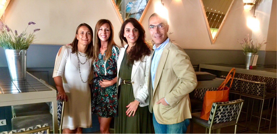 Un día genial proyectos en #Madrid con los mejores @prconduende <a href="/rarroyoes/">Ramon Arroyo</a> <a href="/lloretitaem/">josefina lloret</a> @Marujailustrada en <a href="/RestElEscondite/">Escondite Villanueva</a> #salud