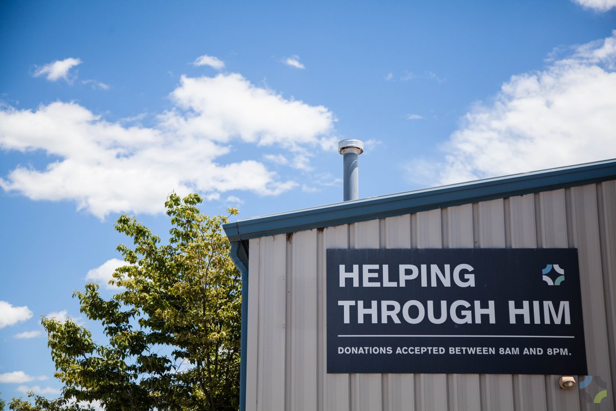 southlandcc's tweet image. Happy 25th birthday to Helping Through Him! Want to get involved? Check out our local outreach at southland.church/local-outreach