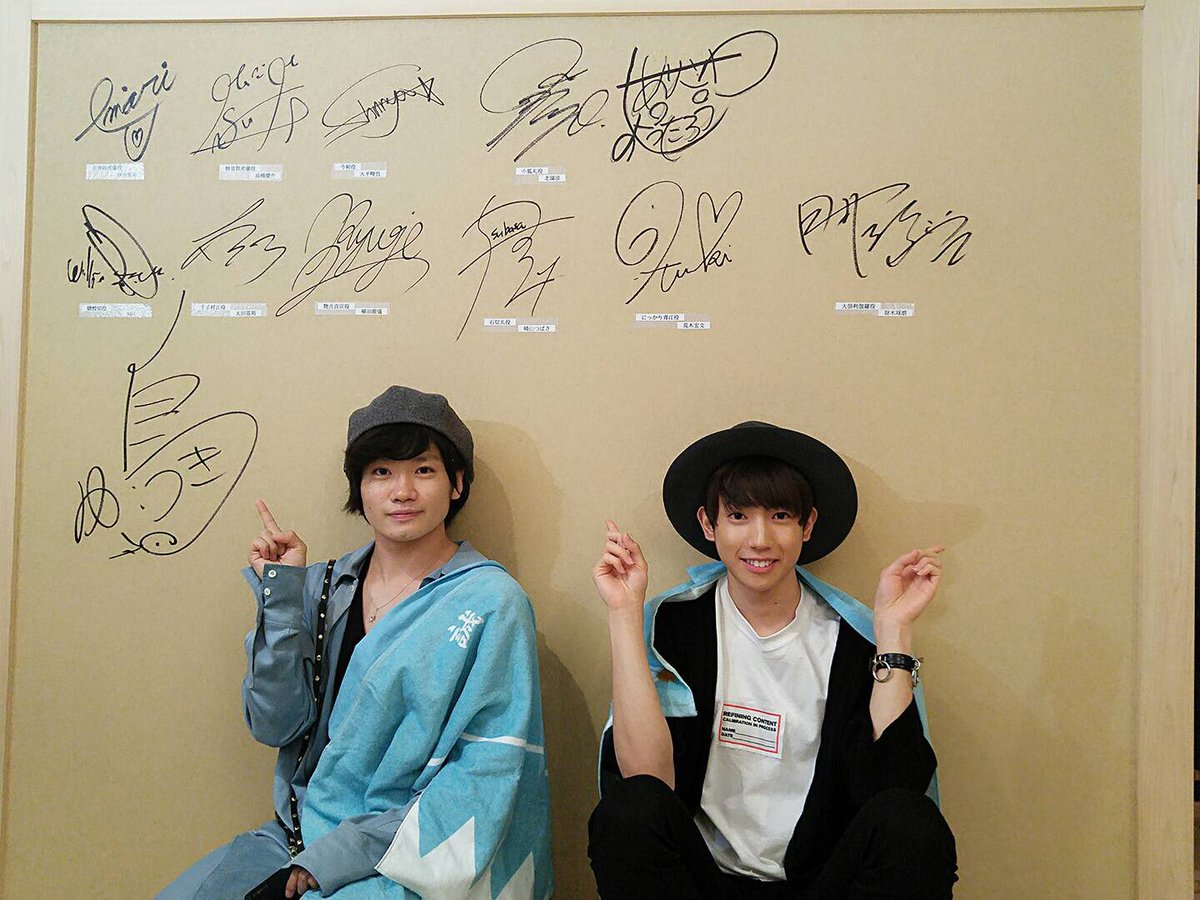 musical_touken's tweet photo. 【御礼】「刀剣乱舞2.5Dカフェ サテライトスタジオ」第4回配信、遅い時間にも関わらずたくさんのご視聴ありがとうございました！！次回もどうぞお楽しみに！！ https://t.co/YnFpK75cRr