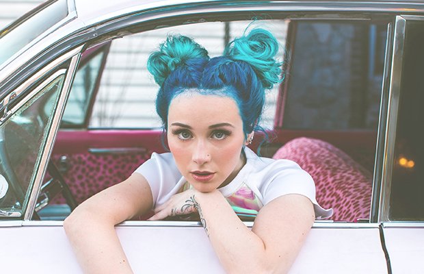 .<a href="/JairaBurns/">Jaira Burns</a>' free attitude lives in "Ugly"

next2shine.com/jaira-burns-fr…