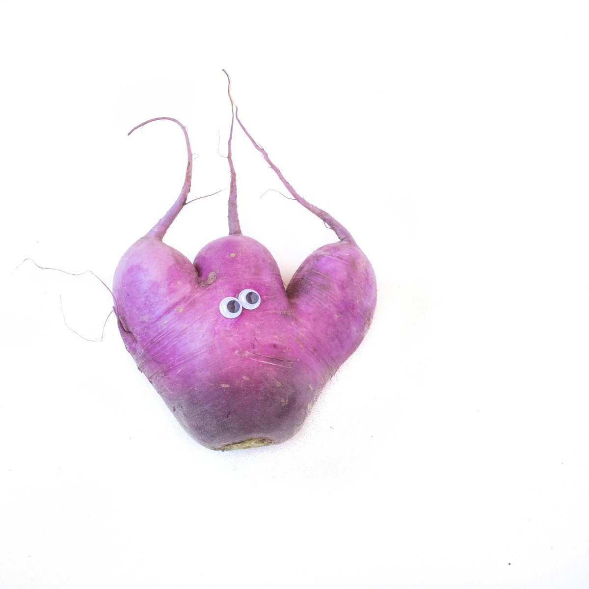imperfect_foods's tweet photo. Want to know where you can buy #uglyproduce? Check out this guide from @UglyFruitAndVeg: 
https://t.co/ZBmejlyAQy 
#imperfectproduce https://t.co/Bzmkx1Dyst