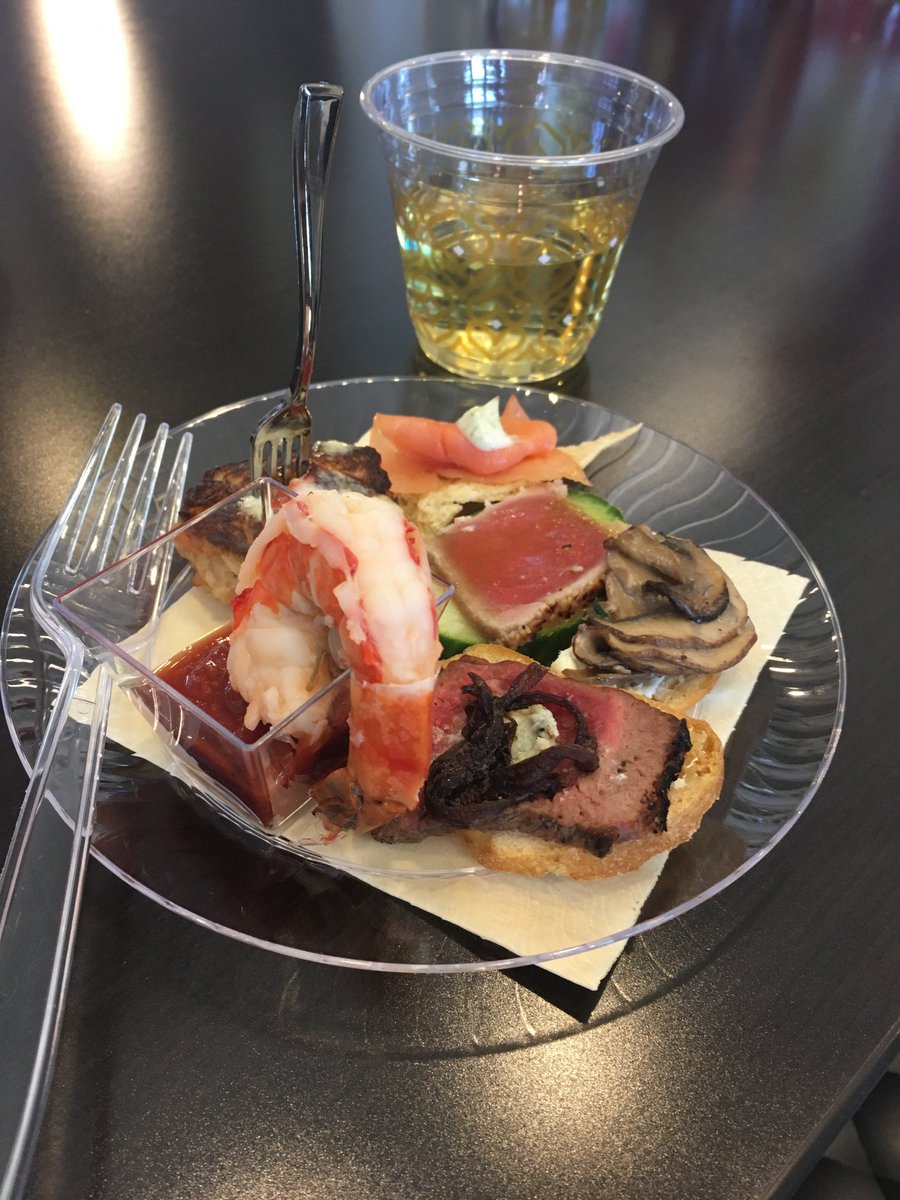 Coldwateraustin's tweet photo. We had such an amazing event last night with our AMAZING residents! Thank you to @CapitalGrille for the super yummy food😍 https://t.co/7JngHcqZr7