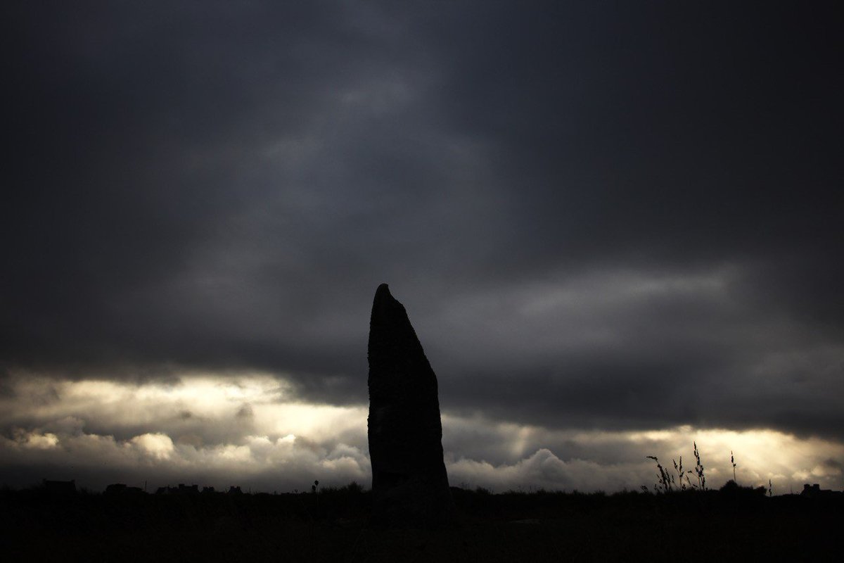 Sur la lande bretonne, dans les pas d'un guérisseur, en #son3D hyperradio.radiofrance.fr/son-3d/immersi… par <a href="/MaximeFaure/">Faure Maxime</a> + G. Mardirossian + G. Le Du