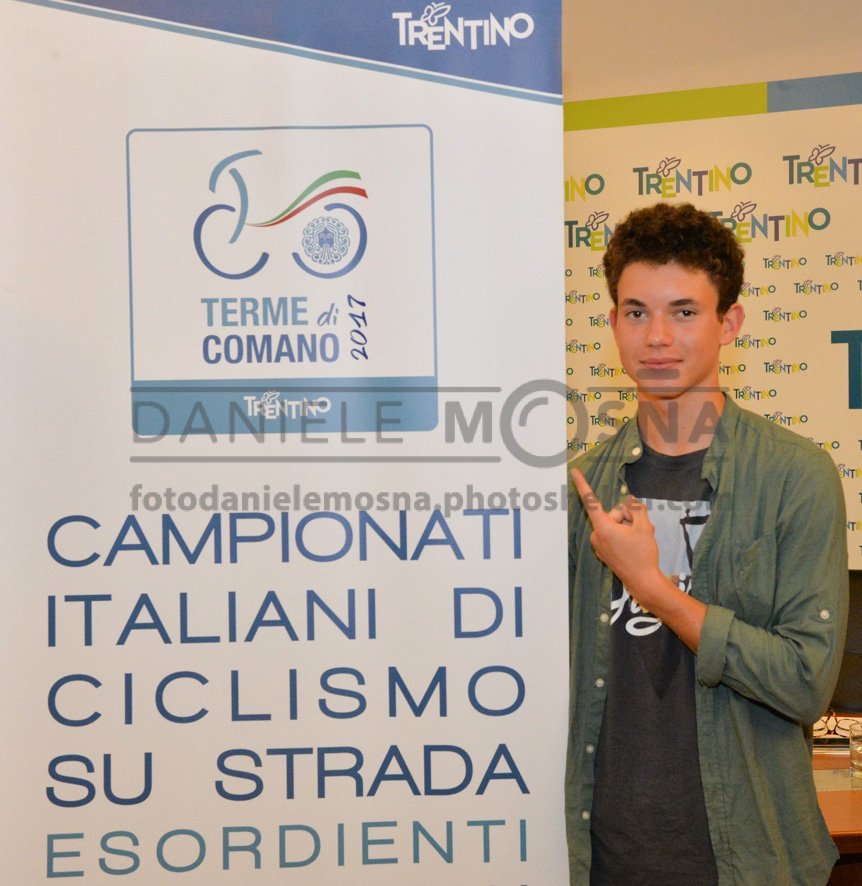 DMOSNA's tweet photo. #Presentati @TermeComano2017 con @Iuri017 @visitacomano @PressTrentino @ciclismo_stt @ciclismo_stt @Federciclismo @bicitv https://t.co/qqmEDhlg2B