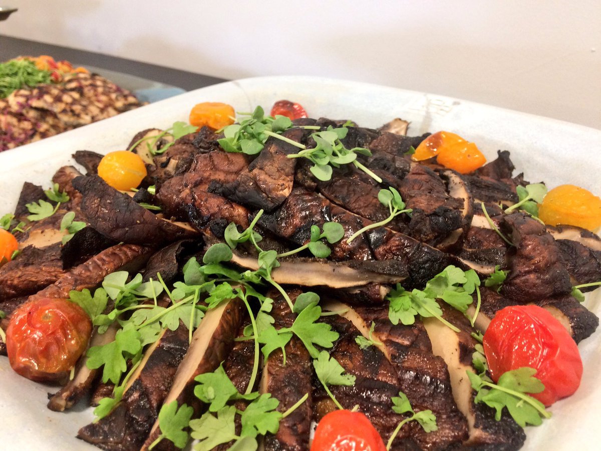 FLIK Independent School Dining tweet media