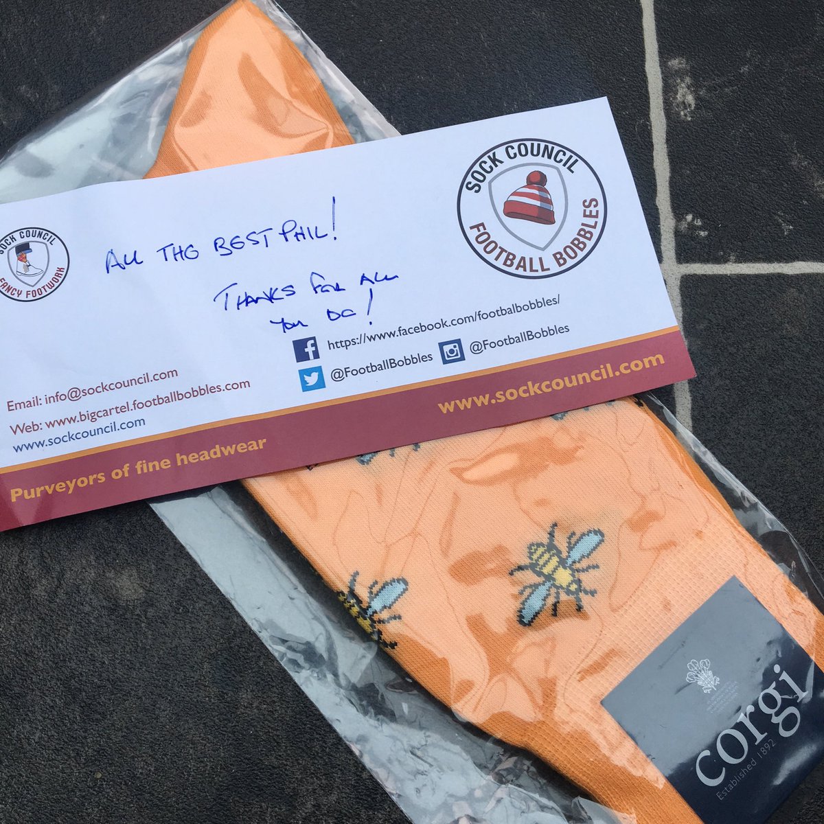 coolerking666's tweet photo. This surprise #mailcall from @SockCouncil has cheered me right up ππ»ππ» Thanks guys, I appreciate it! #sockcouncil #beesocks @NOELY1982 https://t.co/BUJefkzjDB