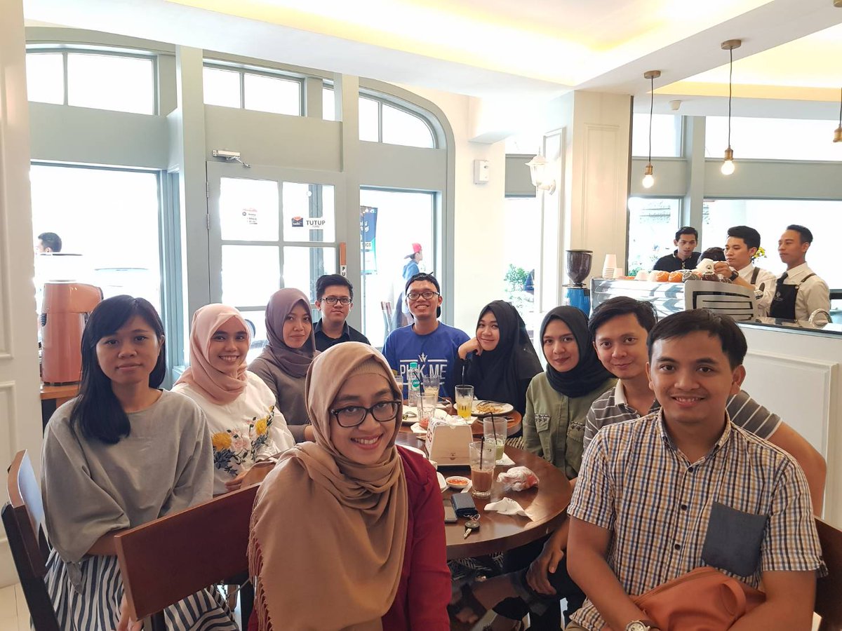 ISCdeux's tweet photo. Thursday well spent
#HALBIL2017 #ISCDeux https://t.co/PySih3H6rK