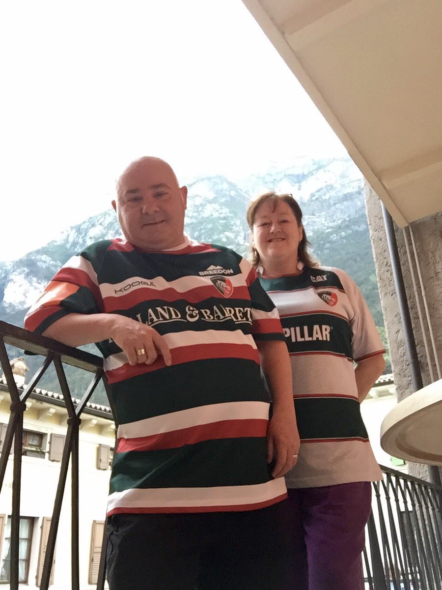 mickfirstalert's tweet photo. @LeicesterTigers reet and I 30th wedding anniversary lake Garda https://t.co/ni1Fv5lqhl