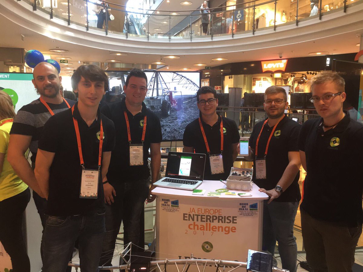 SpinupCyL's tweet photo. 3,2,1... Todo listo para 2 jornadas de #emprendimiento #creatividad e #innovacion! @legioagro @JA_Europe @jcyl @JASPAIN https://t.co/k9yA9dP4Uc