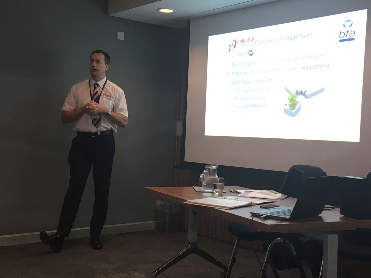 OwenWhiteFran's tweet photo. RT @bfa_uk: Steve Bramley of @Rainbow_Int_uk discusses 'Engaging your Audience' at #bfaConf17 https://t.co/4M4BhHE2Lr