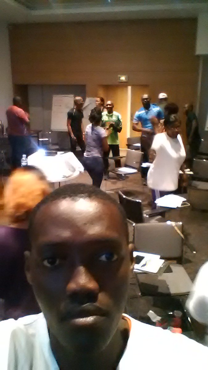 Lemissa_Joe's tweet photo. #BootcampGs Yes! Jpeux j'ai pas de limites ! No #smartmetrix #innovation
Pour la 3eme jrnee in Novotel Abidjan https://t.co/NcXVf8bi1D