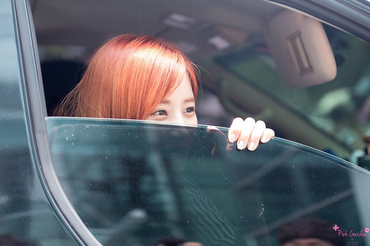 Rongfanbase's tweet photo. 170629 Chorong #에이핑크 #박초롱 (@Apinkpcr) Leaving after SBS Power FM Cultwo Show Radio by PinkGarden

🐼DO NOT EDIT OR CROP LOGO🐼 https://t.co/shqhV801tu