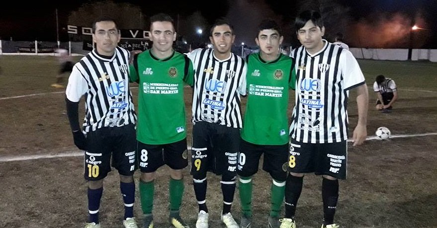 infomasnoticias's tweet photo. #Fútbol #LigaSanlorencina
#Timbuense no dejó que @PsmFutbol se escape y repartieron puntos
https://t.co/iy2iLLKmtw https://t.co/KwIhZiBwuN