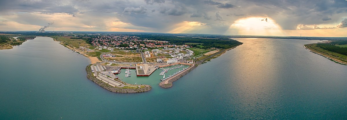 LeipzigerNeuseenland (@neuseenlandinfo) on Twitter photo Heute eröffnen die Italian Tenors das dreitägige 1. NeuSeenLand-Musikfest am <a href="/Zwenkauer_See/">Zwenkauer See</a> bit.ly/2u1Bu5M Tickets noch erhältlich Heute eröffnen die Italian Tenors das dreitägige 1. NeuSeenLand-Musikfest am <a href="/Zwenkauer_See/">Zwenkauer See</a> bit.ly/2u1Bu5M Tickets noch erhältlich