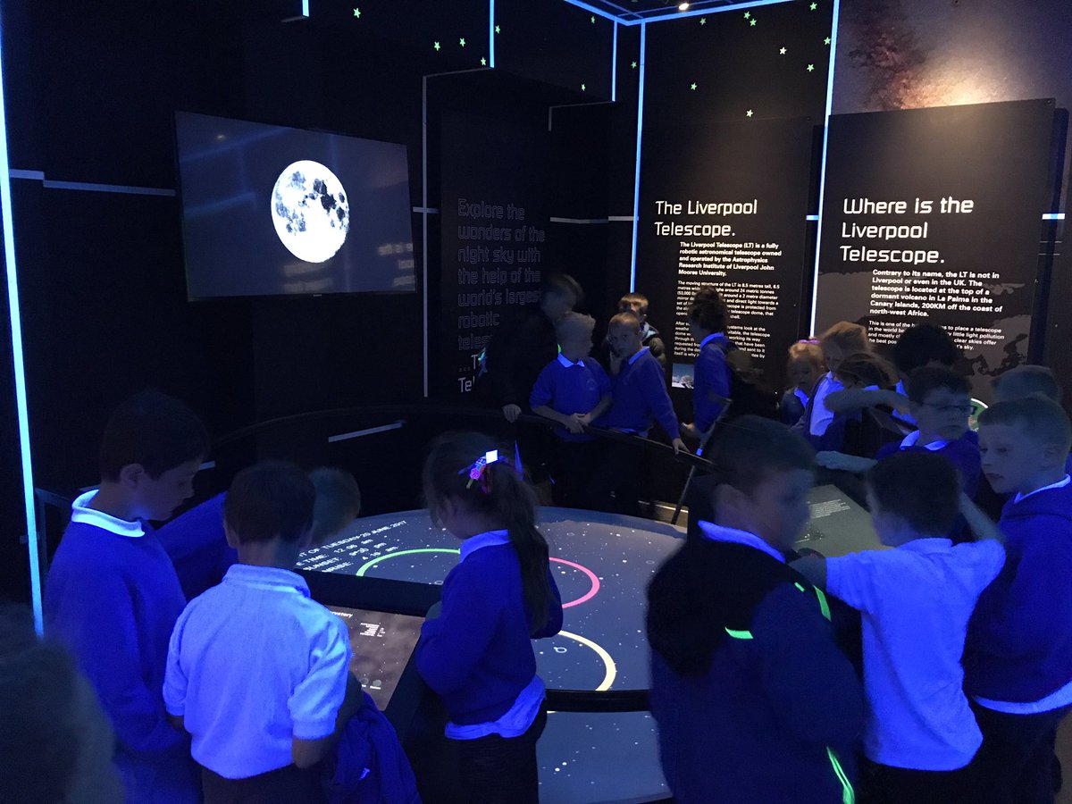 bl5_graig's tweet photo. Wedi mwynhau ein bora yn #spaceport @bl5a6_graig https://t.co/l3FgYa6GHY