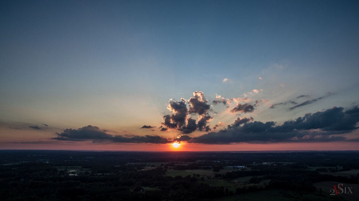 BamaBass's tweet photo. Yesterday's sunset. #valleywx #mydekalb #aerialphotography #2vsixstudios https://t.co/WL9DUZYxBO