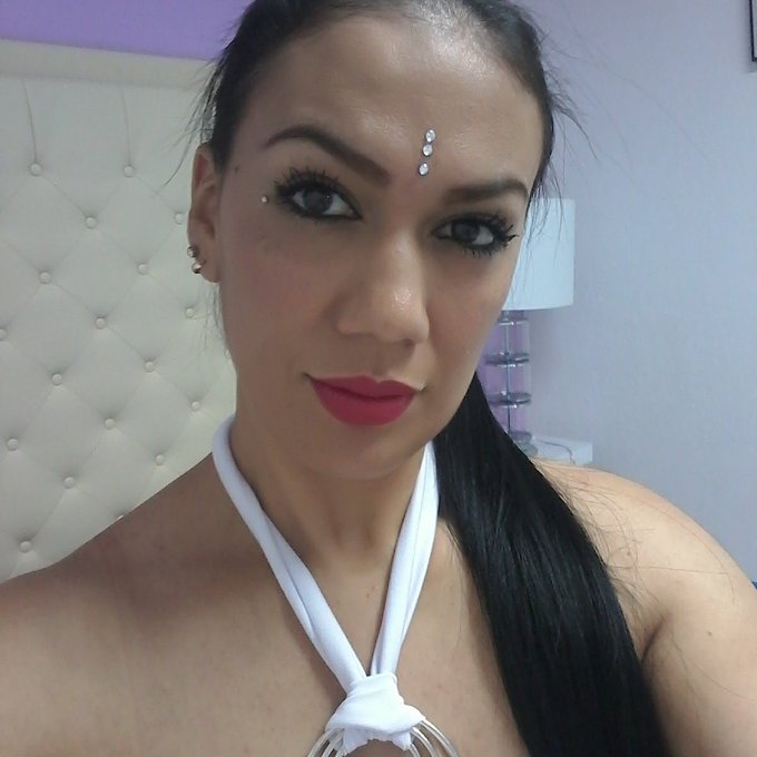 TW Pornstars - Emillybrowm. The most retweeted pictures and videos for all time. Page 5