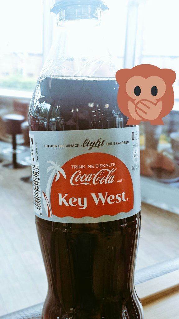 mgal1020's tweet photo. @Keywestofficial Hallo from Germany. #Frankfurt #dietcoke #ontour #thisisheartbreak #lostingermany @jo_keeffe @snicdhonn @mmary26 https://t.co/idEleQrFD2
