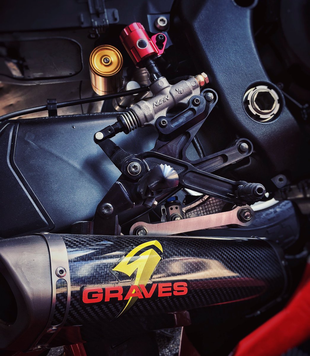 RedSpadeRacing's tweet photo. @Gravesport 🙌🏻 all in the details!💫 https://t.co/dOxW4Jp7A6